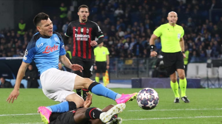 ¡Si era penal! Chucky y el Napoli eliminados de Champions